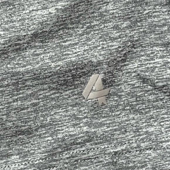 Fourlaps Stratus short in grey heather, size M - Picture 7 of 11